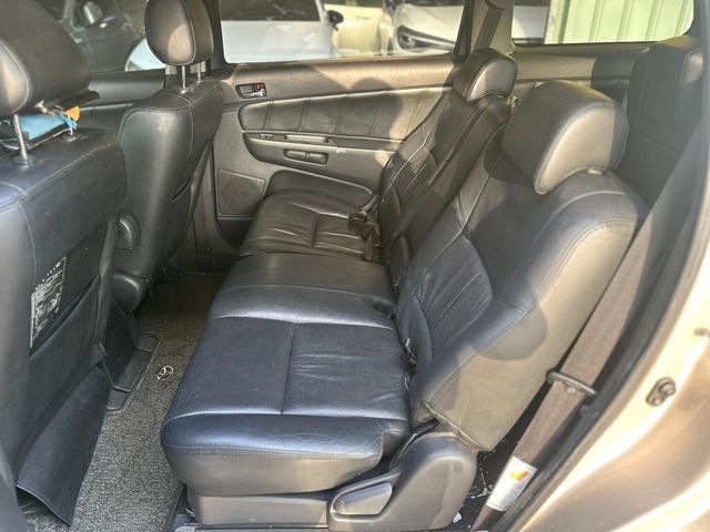 TOYOTA豐田 WISH  第10張相片