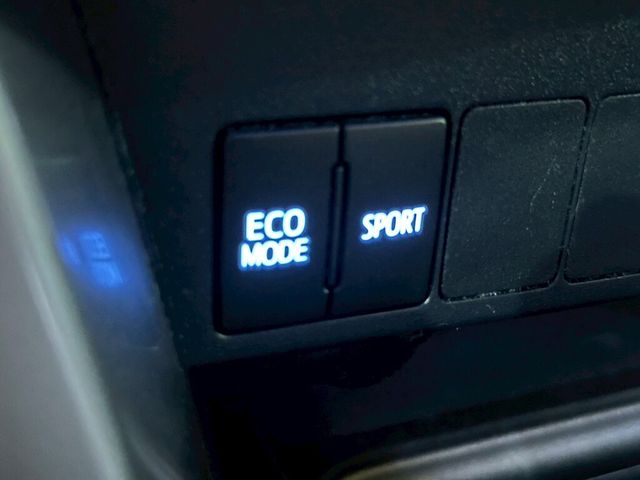 TOYOTA豐田 RAV4  第3張相片