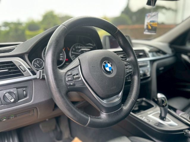 BMW寶馬 318I  第5張相片