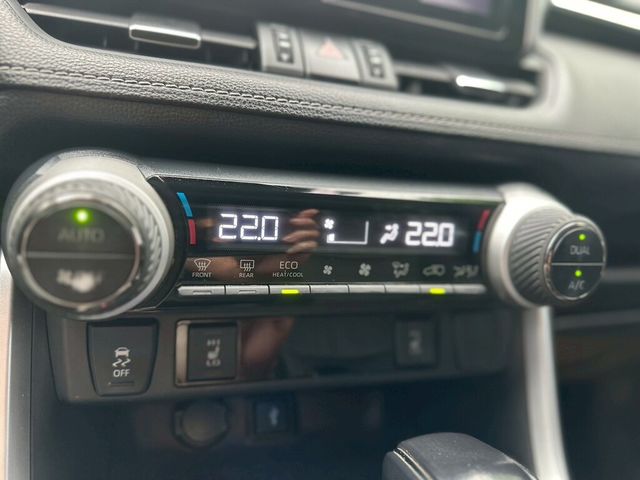 TOYOTA豐田 RAV4  第8張相片