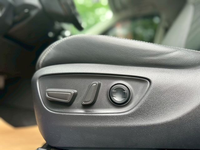 TOYOTA豐田 RAV4  第13張相片