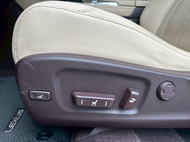 LEXUS凌志 RX450H  第8張相片
