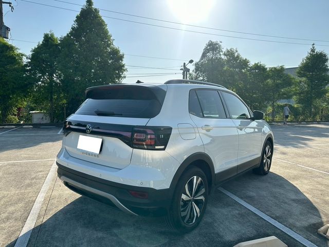 VOLKSWAGEN福斯 T-CROSS  第16張相片