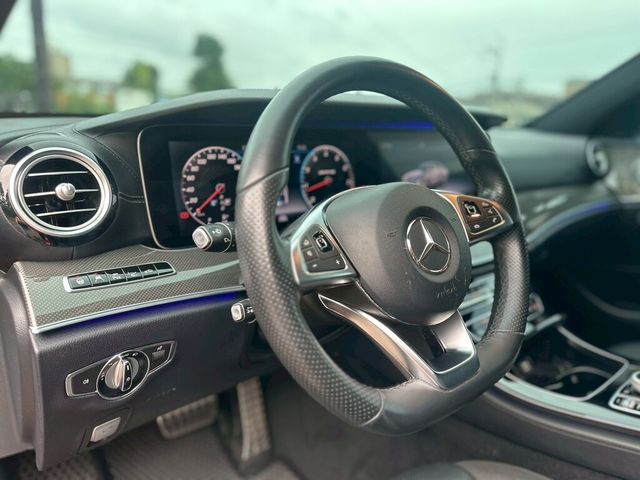M-BENZ賓士 E43 AMG  第5張相片