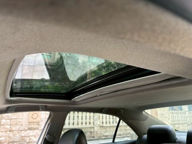 TOYOTA豐田 CAMRY  第6張相片