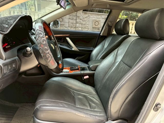 TOYOTA豐田 CAMRY  第9張相片