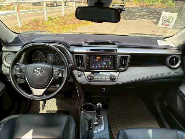 TOYOTA豐田 RAV4  第10張相片