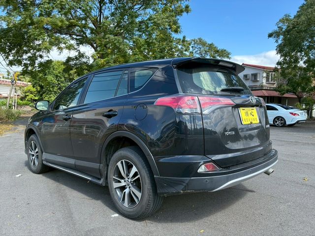 TOYOTA豐田 RAV4  第14張相片