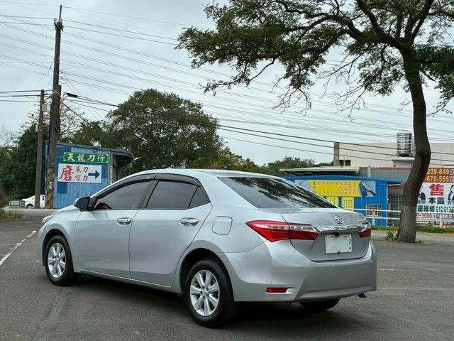 TOYOTA豐田 ALTIS  第11張相片