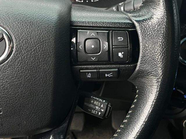 TOYOTA豐田 HILUX  第3張相片