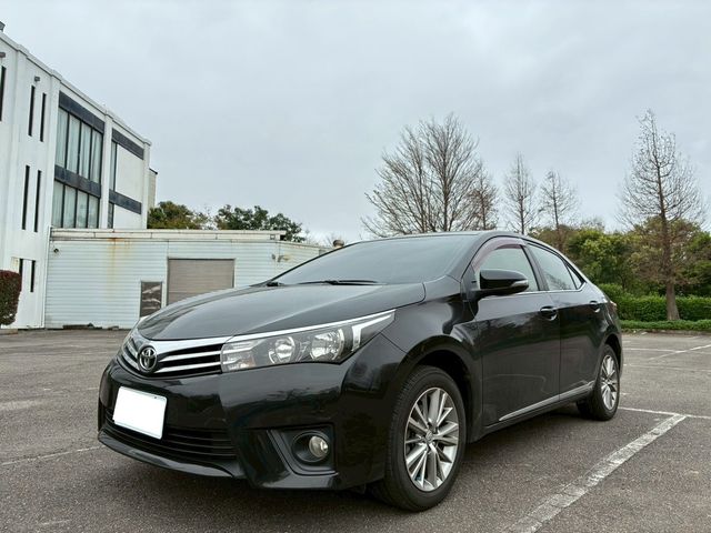 TOYOTA豐田 ALTIS  第1張相片