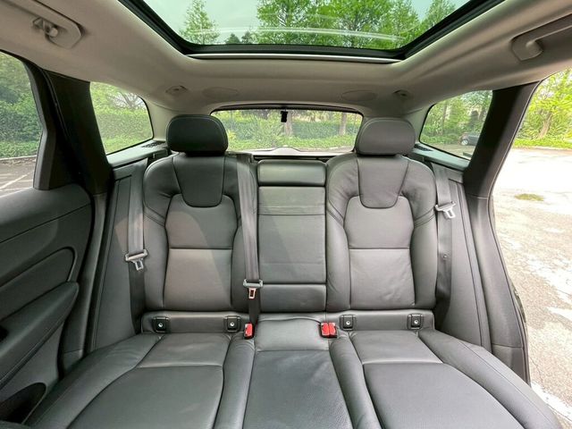 VOLVO富豪 XC60  第13張相片