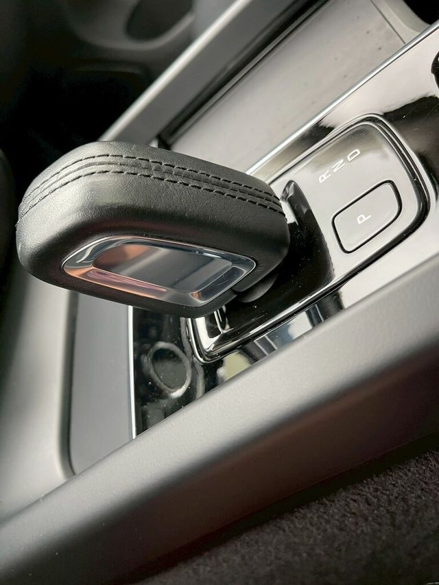 VOLVO富豪 XC60  第14張相片