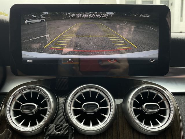 M-BENZ賓士 C300  第7張相片