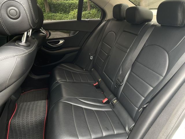 M-BENZ賓士 C300  第8張相片