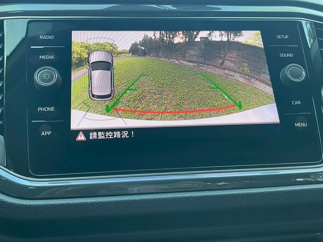 VOLKSWAGEN福斯 T-ROC  第6張相片