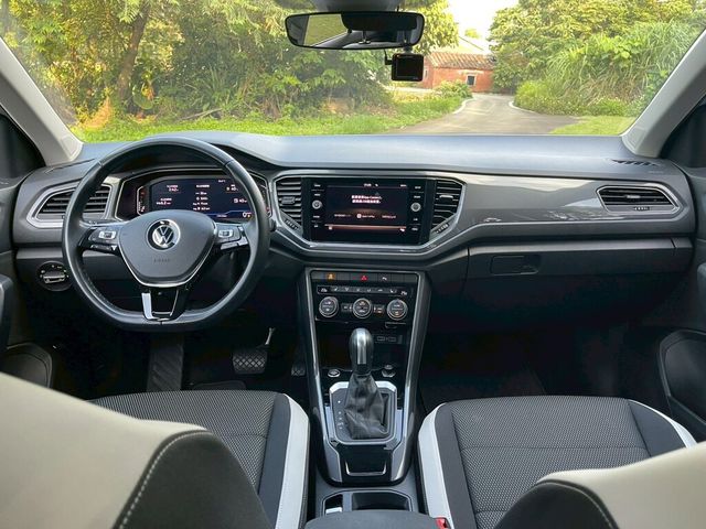 VOLKSWAGEN福斯 T-ROC  第8張相片