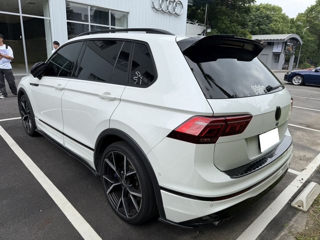 VOLKSWAGEN福斯 TIGUAN R  第4張相片