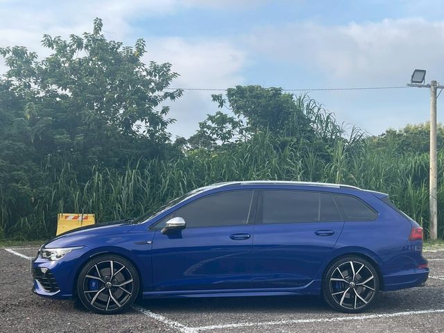 VOLKSWAGEN福斯 GOLF VARIANT  第3張相片