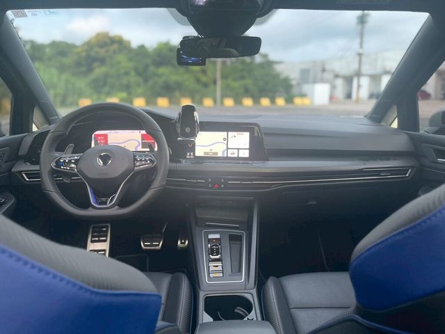 VOLKSWAGEN福斯 GOLF VARIANT  第9張相片