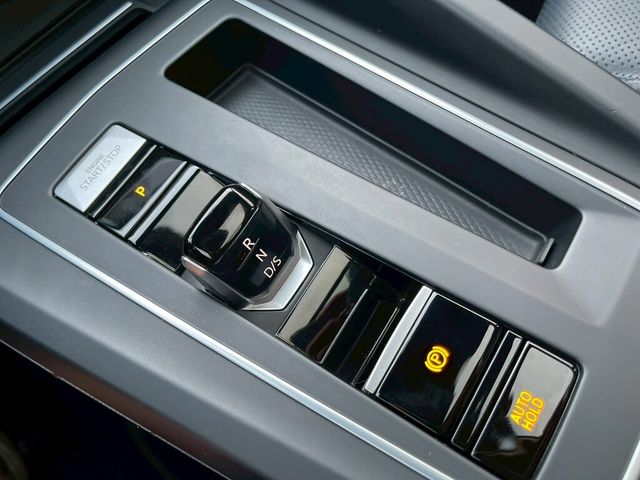 VOLKSWAGEN福斯 GOLF VARIANT  第12張相片