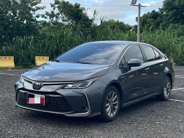 TOYOTA豐田 ALTIS  第1張相片