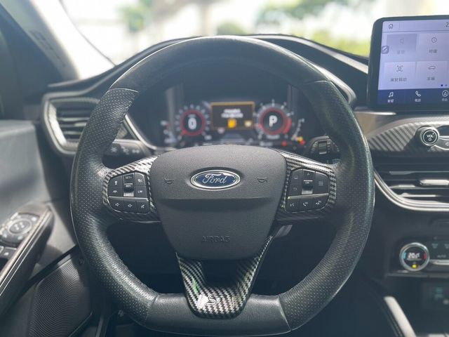 FORD福特 KUGA  第8張相片