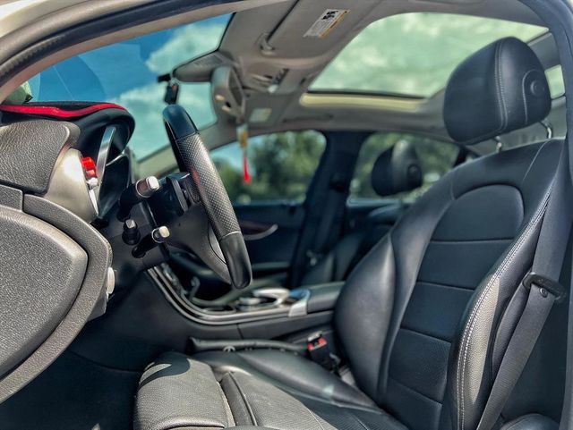 打破行情的2016 C300  第6張相片