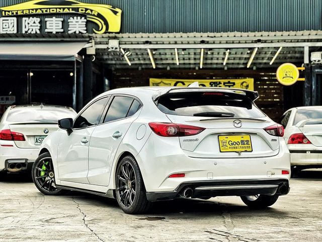 2016 MAZDA 3 5D  第2張相片