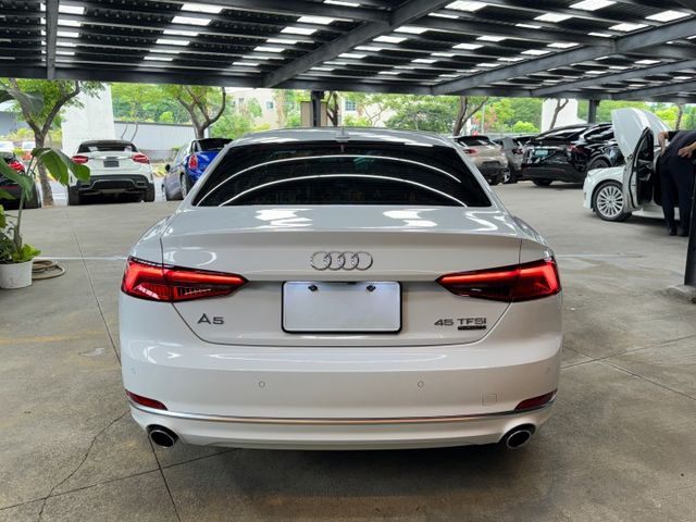 正17年 Coupé 45TFSI Quattro 2.0T - 252hp/天窗/全數位儀錶/電動椅/LED頭尾燈  第4張相片