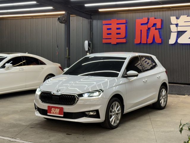 正23年 1.0 TSI 豪華動能版 - MQB底盤/ACC跟車/車道置中/數位儀錶板/Carplay/電子後視鏡  第1張相片