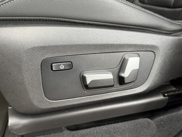 正19年 xDrive30i 豪華運動版 2.0T - 5AU/全景天窗/360環景/三區恆溫/免鑰匙摸門/盲點/電尾門  第10張相片