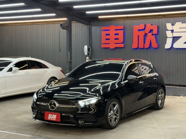 2022/23年式 A180 運動版 1.3T - ACC跟車/雙液晶螢幕/360環景/keyless go/環艙氣氛燈  第1張相片