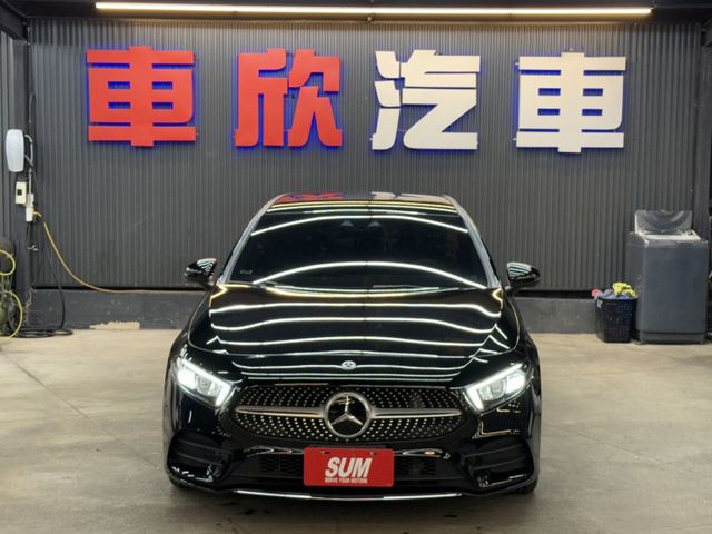 2022/23年式 A180 運動版 1.3T - ACC跟車/雙液晶螢幕/360環景/keyless go/環艙氣氛燈  第2張相片