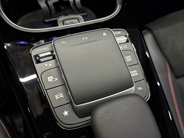 2022/23年式 A180 運動版 1.3T - ACC跟車/雙液晶螢幕/360環景/keyless go/環艙氣氛燈  第13張相片