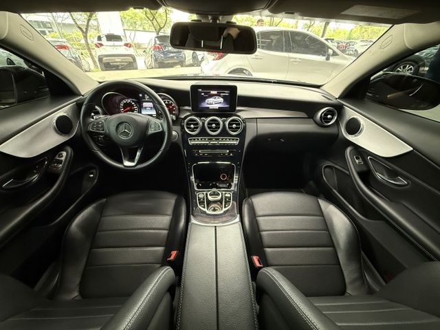 正18年 總代理 C180 Coupe 1.6L - 雙門轎跑/駕駛模式/LED頭尾燈/定速巡航/雙區恆溫/後座出風口/  第8張相片