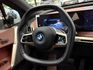 2022/23年式 iX xDrive40 旗艦版 - 四傳/HK音響/電控玻璃車頂/水晶排檔頭/智慧跟車/環景/按摩椅  第11張縮圖