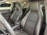正16年 GLA200 1.6T 僅跑4萬 - 全景天窗/電動尾門/雙記憶座椅/定速/免鑰匙啟動/倒車顯影/HID頭燈  第7張縮圖