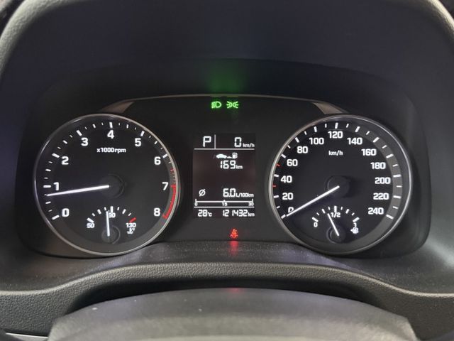 正19年 旗艦型 1.6L - 頂規安卓機/倒車顯影/免鑰匙啟動/摸門解鎖/盲點/定速/電子後視鏡/雙區恆溫/後座出風口  第10張相片