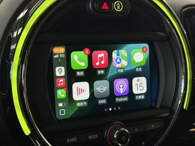 正20年 Countryman S 2.0L - 免鑰匙啟動/摸門解鎖/無線Carplay/電動尾門/雙電動椅/LED燈  第15張相片