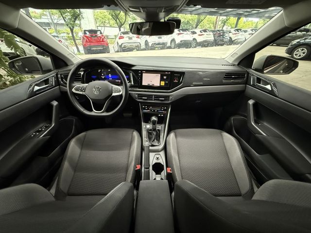 正24年 230TSI Tech版 1.0L - 貫穿式定位燈/免鑰匙摸門/ACC/車道偏移/Carplay/雙區恆溫  第8張相片