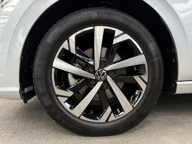 正24年 230TSI Tech版 1.0L - 貫穿式定位燈/免鑰匙摸門/ACC/車道偏移/Carplay/雙區恆溫  第20張相片