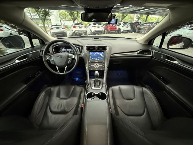 正20年 Wagon EcoBoost 240 跑旅車型 - ACC/全景天窗/電動尾門/Carplay/免鑰匙/電熱椅  第9張相片