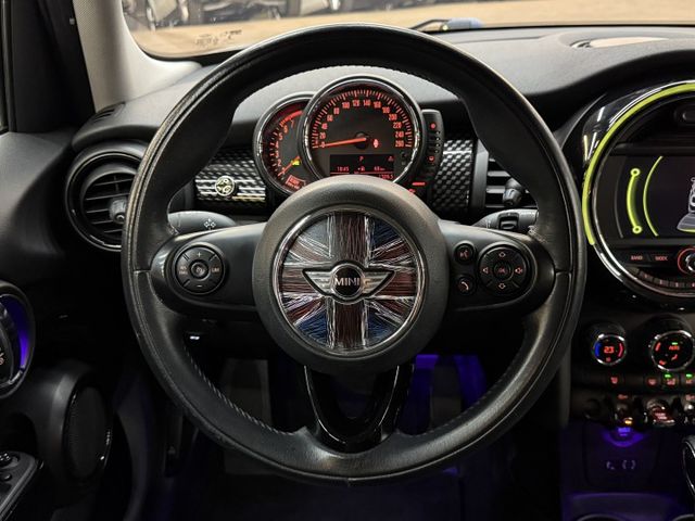 2015/16年式 Hatch 5D Cooper S 2.0L - 免鑰匙啟動/定速巡航/電動尾門/LED頭燈/氣氛燈  第10張相片