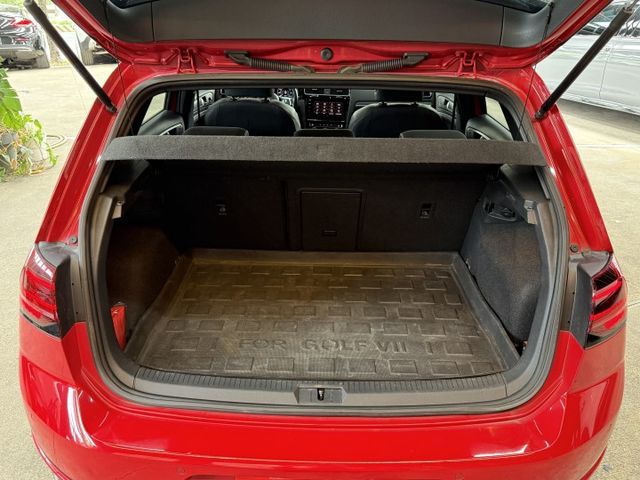 2018/19年式 GTI Performance 大P 2.0L - ACC/車道置中/丹拿音響/天窗/盲點/數位儀錶  第5張相片