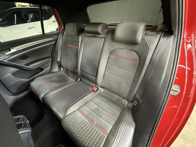 2018/19年式 GTI Performance 大P 2.0L - ACC/車道置中/丹拿音響/天窗/盲點/數位儀錶  第7張相片