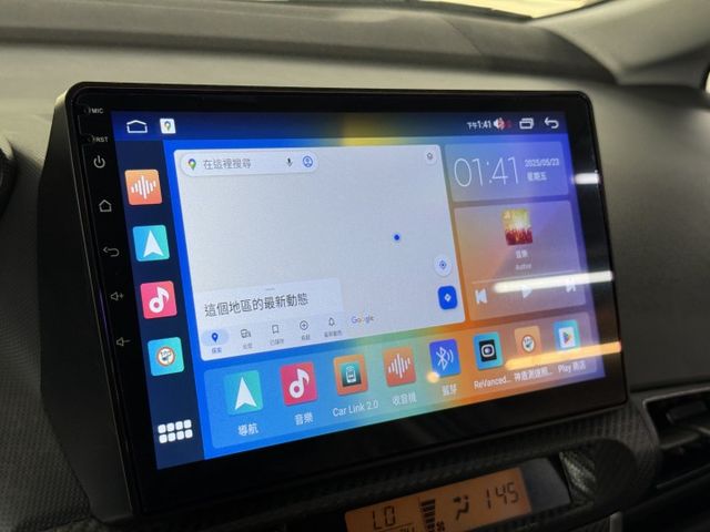 正13年 豪華版 2.0L - 17吋鋁圈/頂級安卓機/定速巡航/免鑰匙啟動/摸門解鎖/恆溫空調/方向盤快控鍵/抬頭顯示  第14張相片