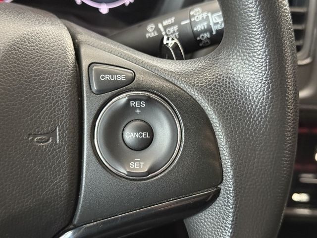 正18年 VTi-S版 1.8L - 免鑰匙啟動/摸門解鎖/電子手煞車/Auto Hold/胎壓偵測/方向盤快控鍵/恆溫  第11張相片
