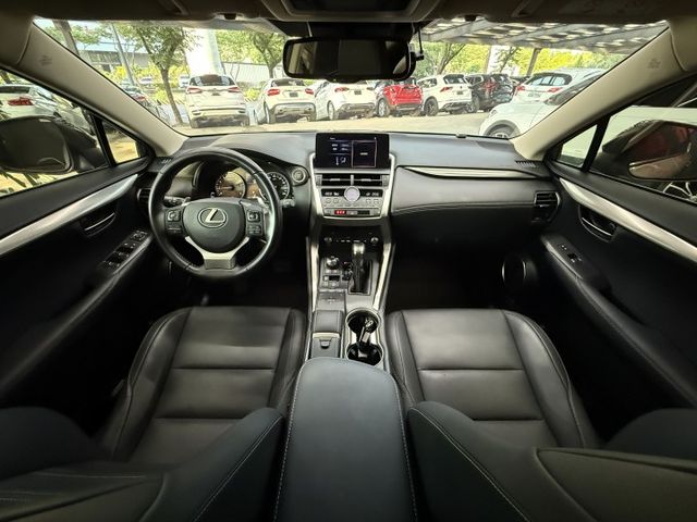 正20年 菁英plus+版 2.0L - ACC跟車/車道偏移/環景影像/雙區恆溫/盲點/免鑰匙摸門/電動尾門/雙電動椅  第10張相片