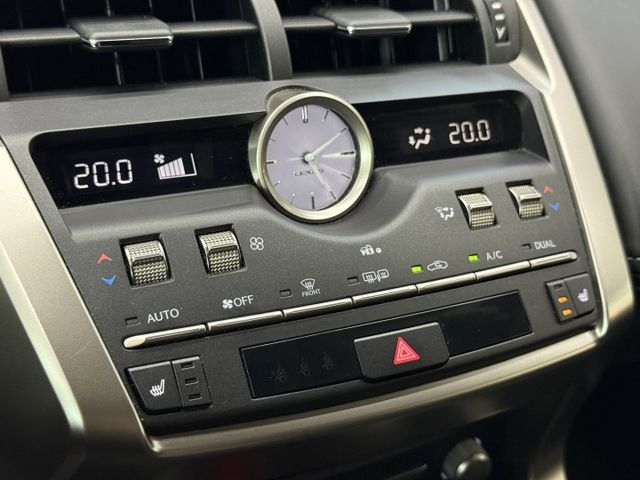 正20年 菁英plus+版 2.0L - ACC跟車/車道偏移/環景影像/雙區恆溫/盲點/免鑰匙摸門/電動尾門/雙電動椅  第14張相片